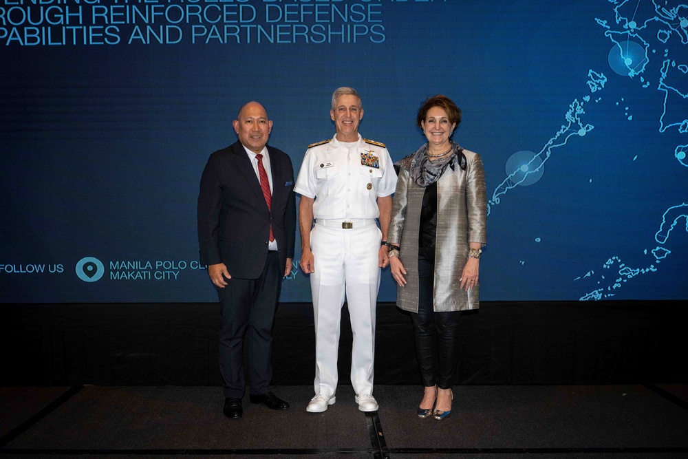 COMPACFLT Delivers Remarks at STRATBASE