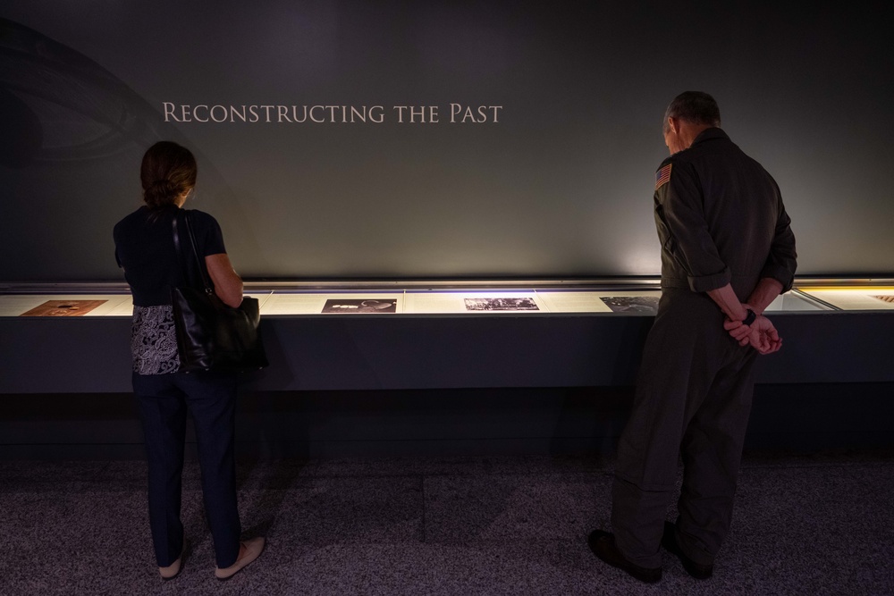 COMPACFLT Visits Ayala Museum in Manila, Philippines