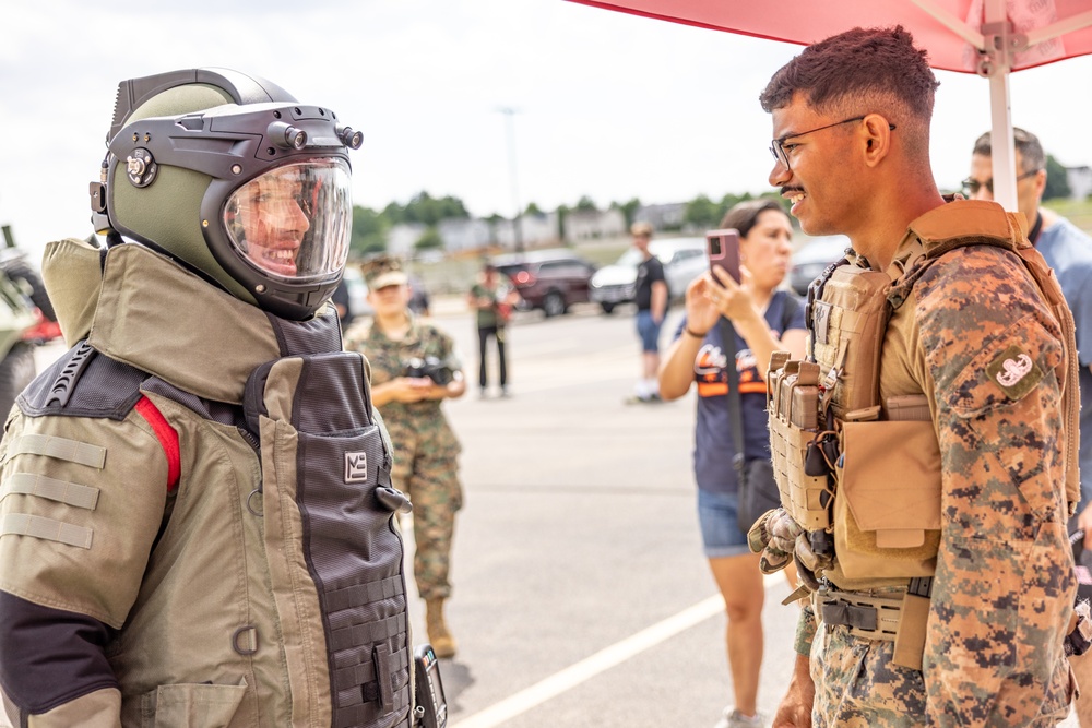 Marine Corps 250: Marine Week Chicago Romeoville HS