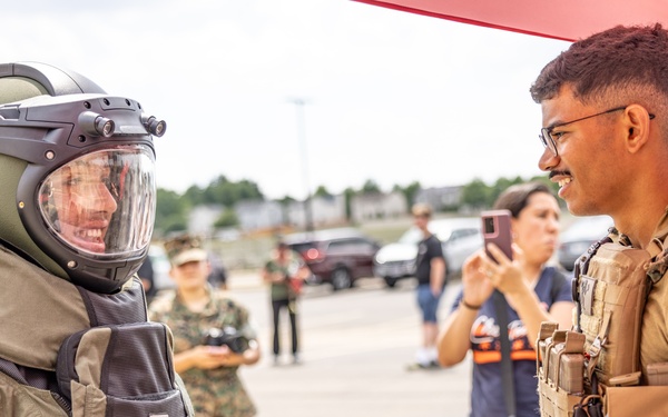 Marine Corps 250: Marine Week Chicago Romeoville HS