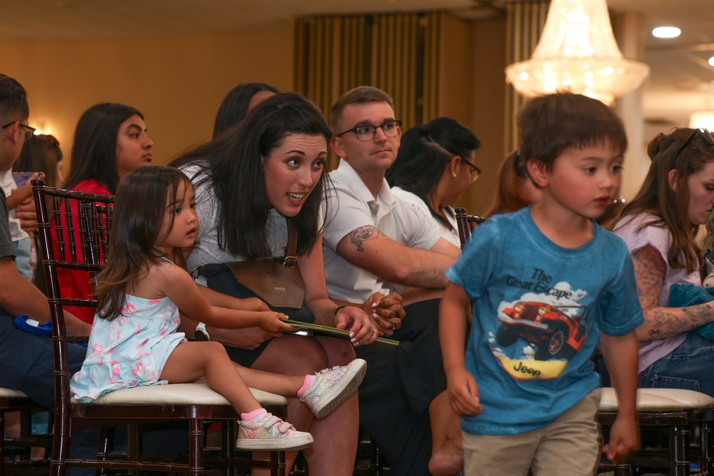 SLOTUS reads to Blue Star Families with Disney