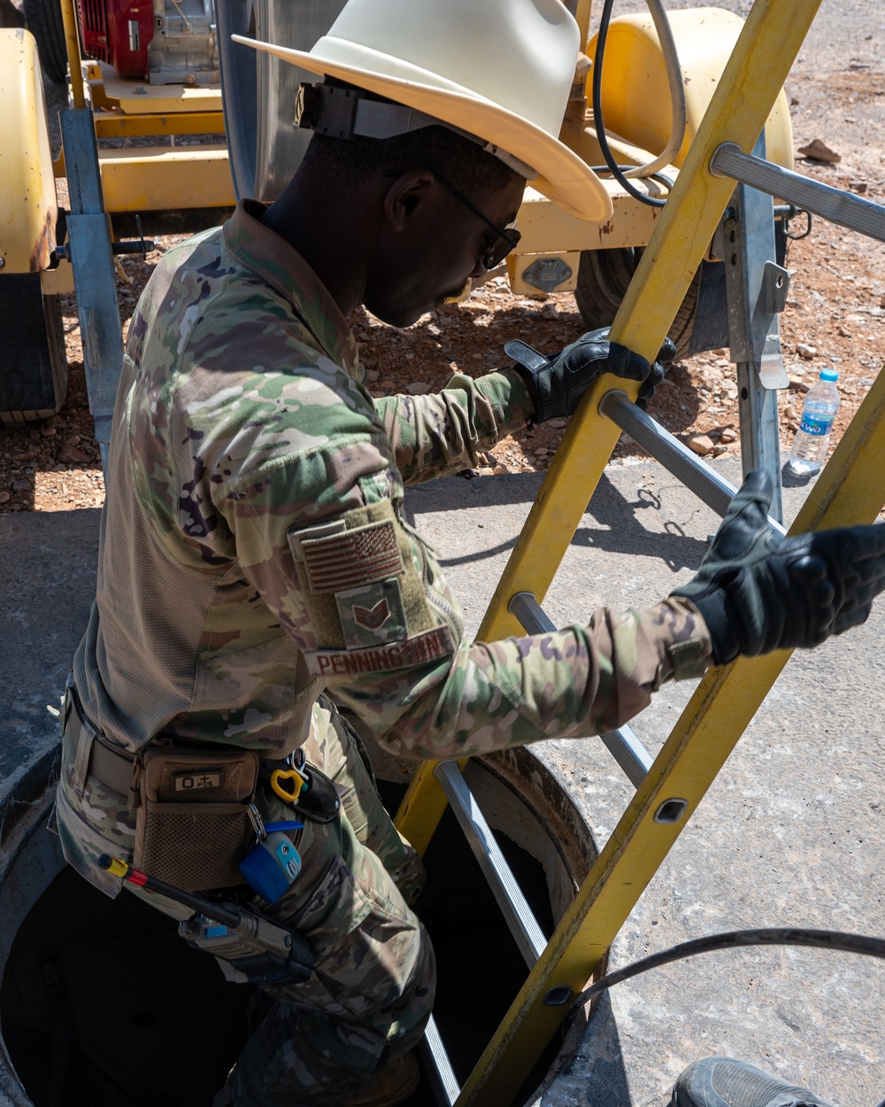 202nd EIS “Cable Dawgs” install fiber optic cable
