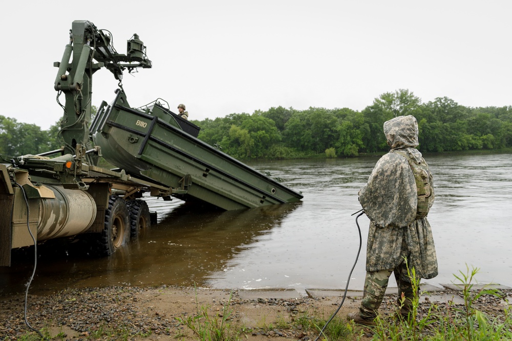 South Dakota Army National Guard conducts rafting operations