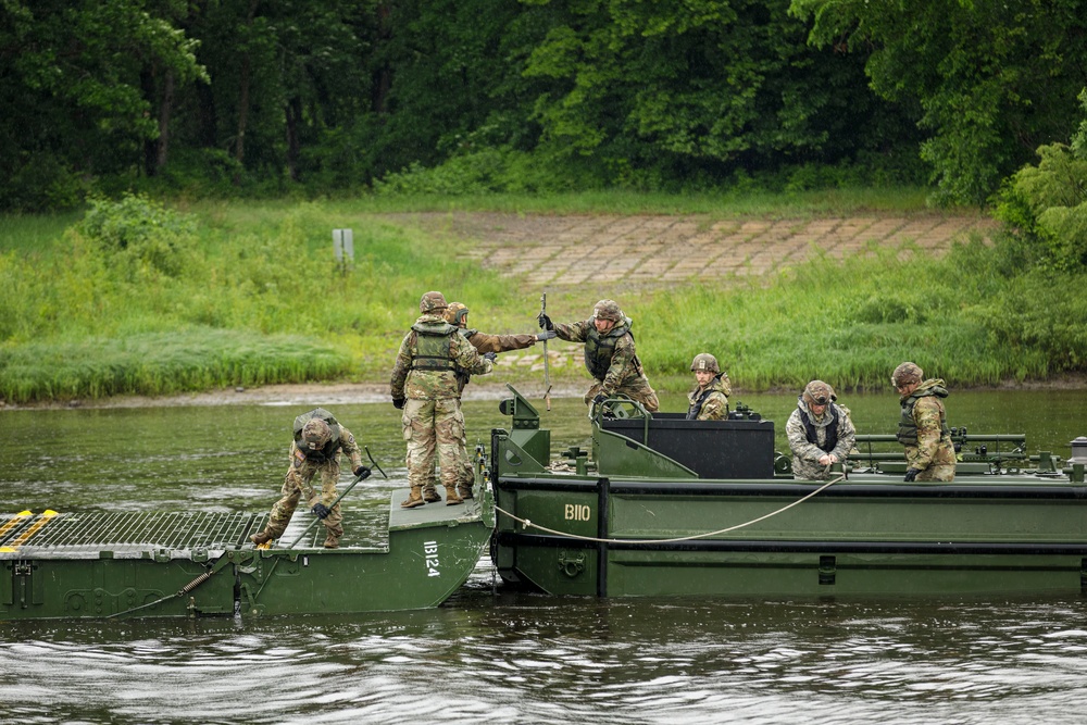 South Dakota Army National Guard conducts rafting operations