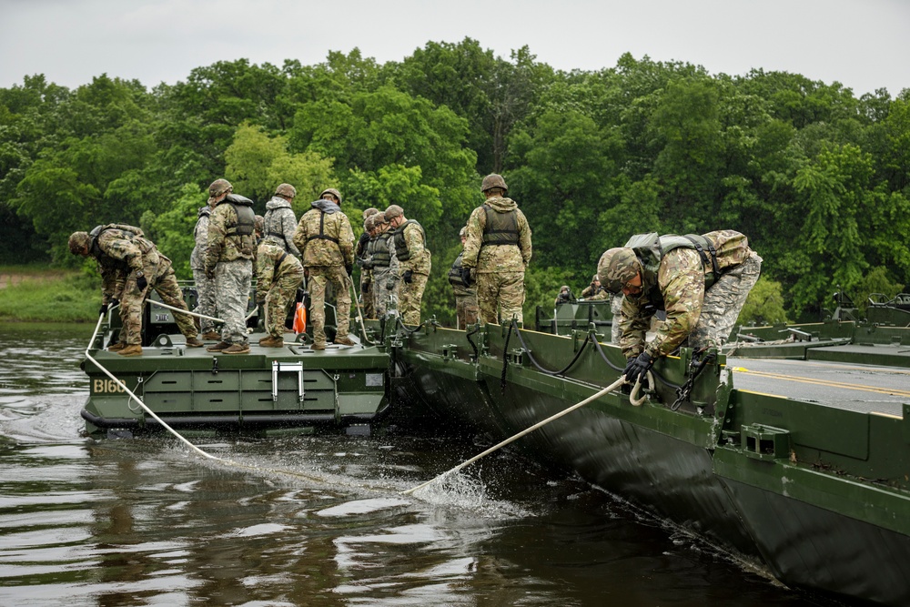 South Dakota Army National Guard conducts rafting operations