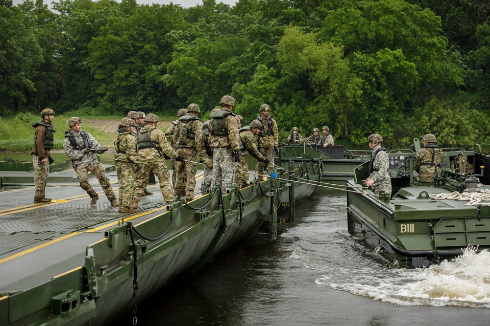 South Dakota Army National Guard conducts rafting operations