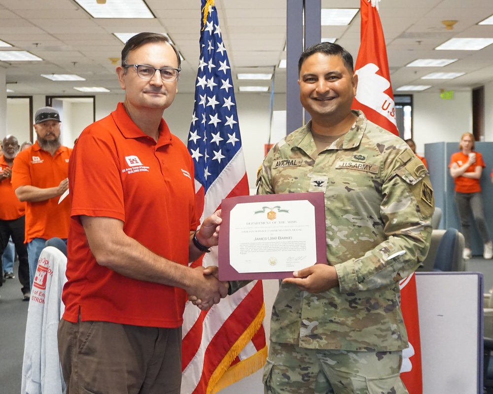 USACE employee receives Civilian Service Commendation Medal
