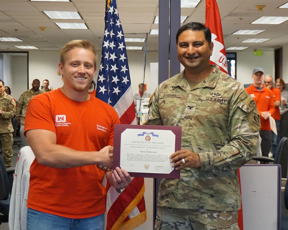 USACE employee receives Civilian Service Achievement Medal