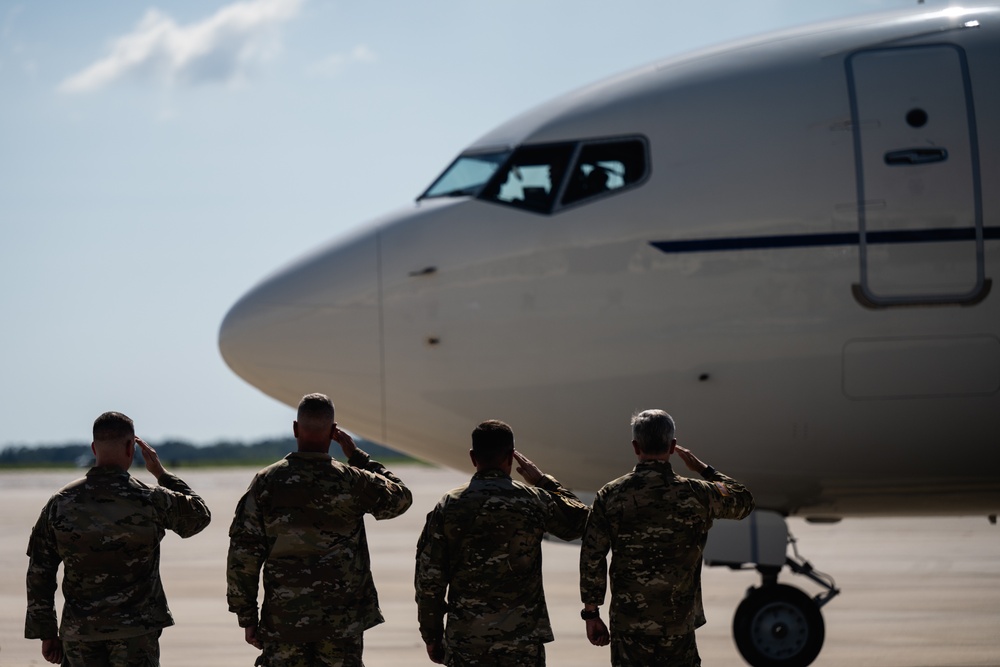 SecDef arrives at MacDill