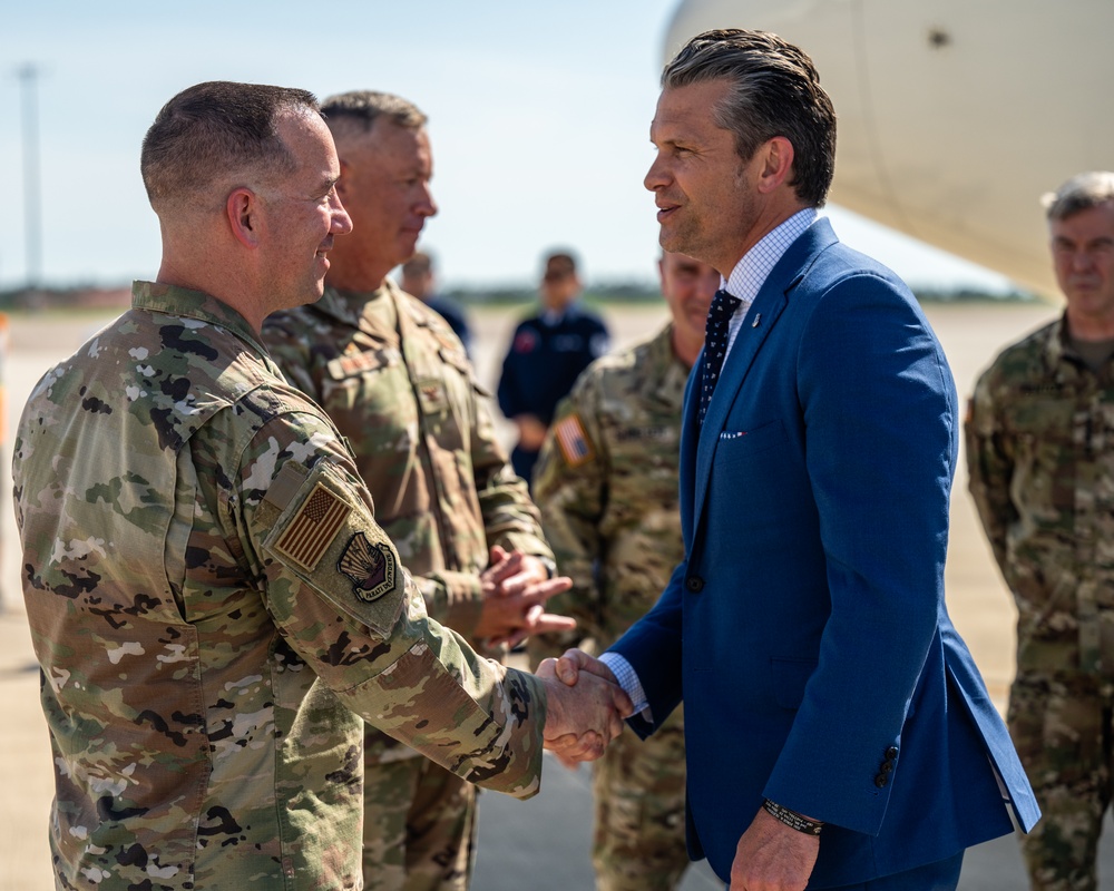 SecDef arrives at MacDill