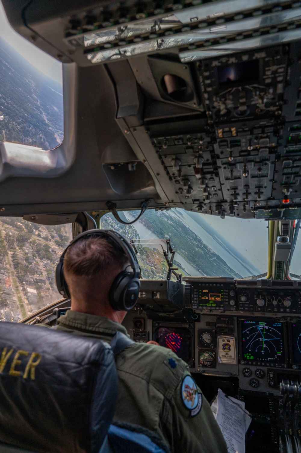 326th Airlift Squadron demonstrates air mobility during NASCAR flyover