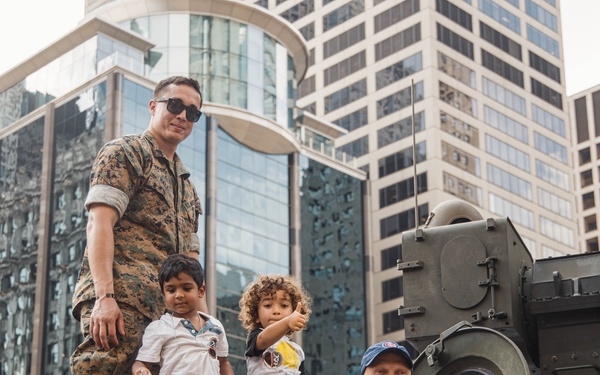 Marines 250 Chicago: Static Display