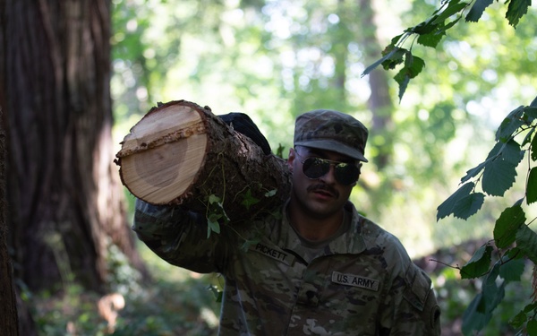 Oregon Army National Guard Community Park Cleanup