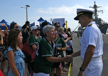 USS The Sullivans return home from Deployment
