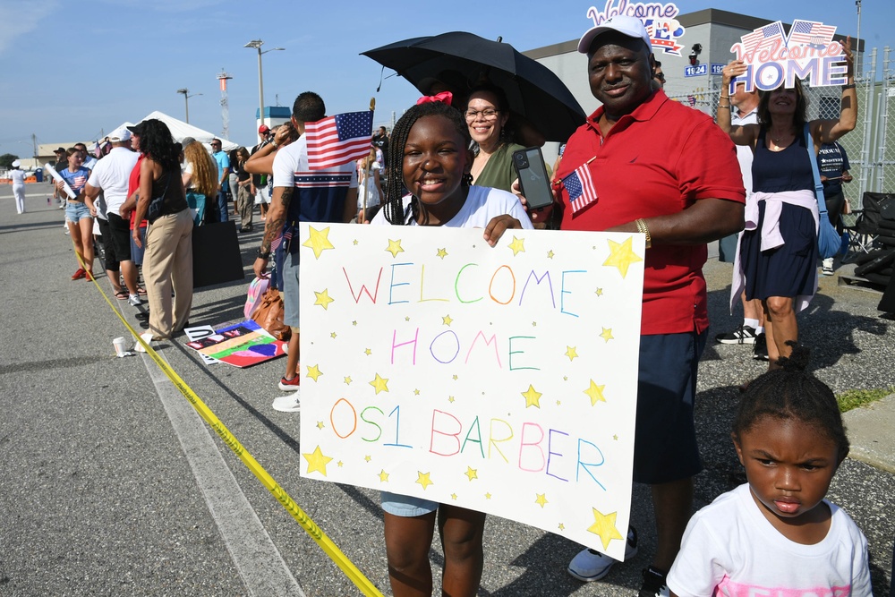 USS The Sullivans return home from Deployment