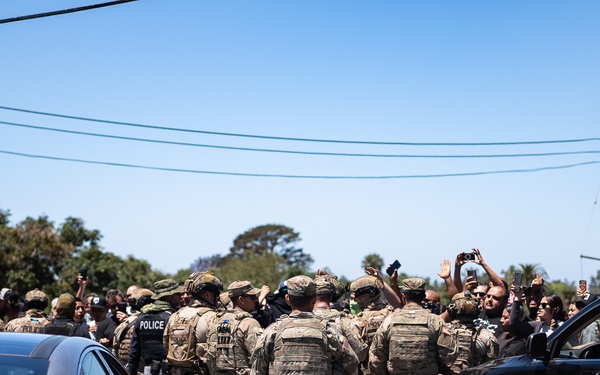 Soldiers support federal operation in Southern California