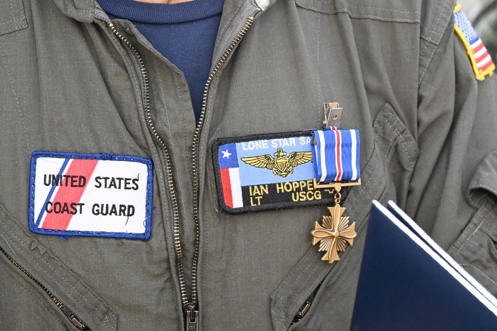 DHS Secretary awards Air Station Corpus Christi aircrew for heroic actions during Kerrville flash flooding