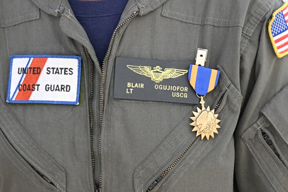 DHS Secretary awards Air Station Corpus Christi aircrew for heroic actions during Kerrville flash flooding