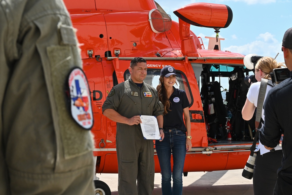 Coast Guard aircrews receive honorary visit from DHS Secretary in Kerrville, Texas