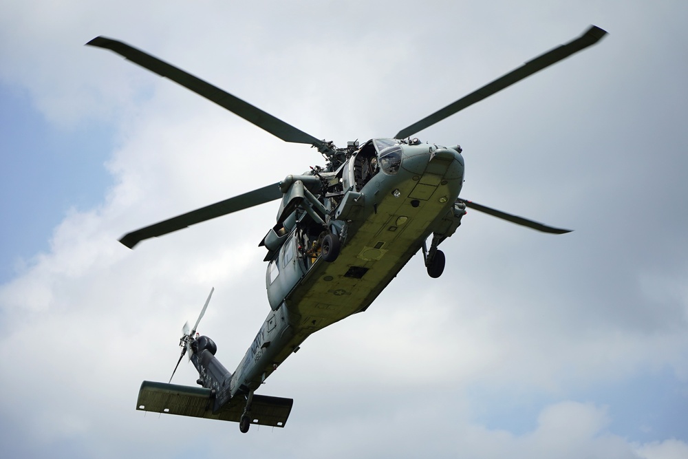 HSC-7 aircrew conducts training onboard Naval Weapons Station Yorktown