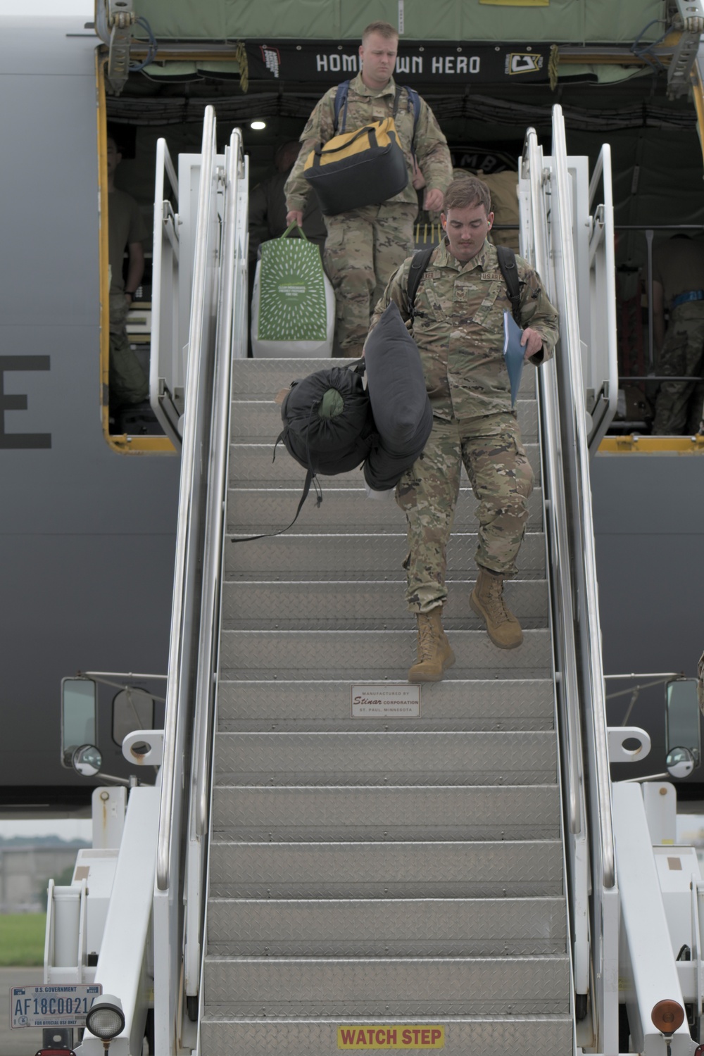 Airmen Arrive at Yokota Air Base