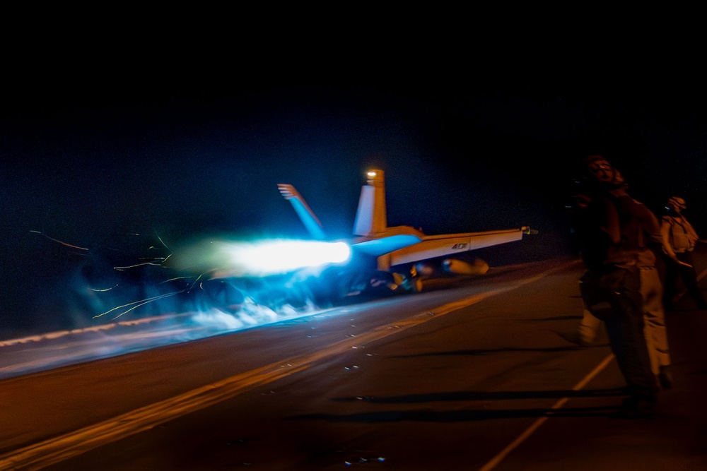 USS George Washington Conducts Flight Operations