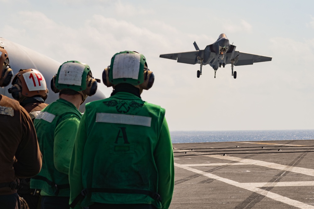 USS George Washington Conducts Flight Operations