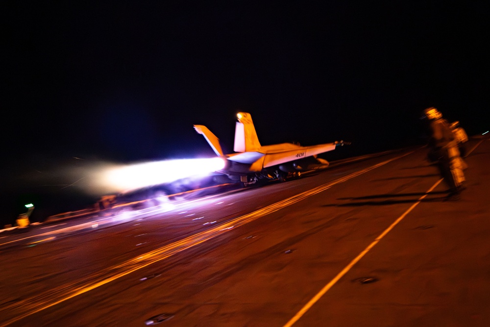 USS George Washington Conducts Flight Operations
