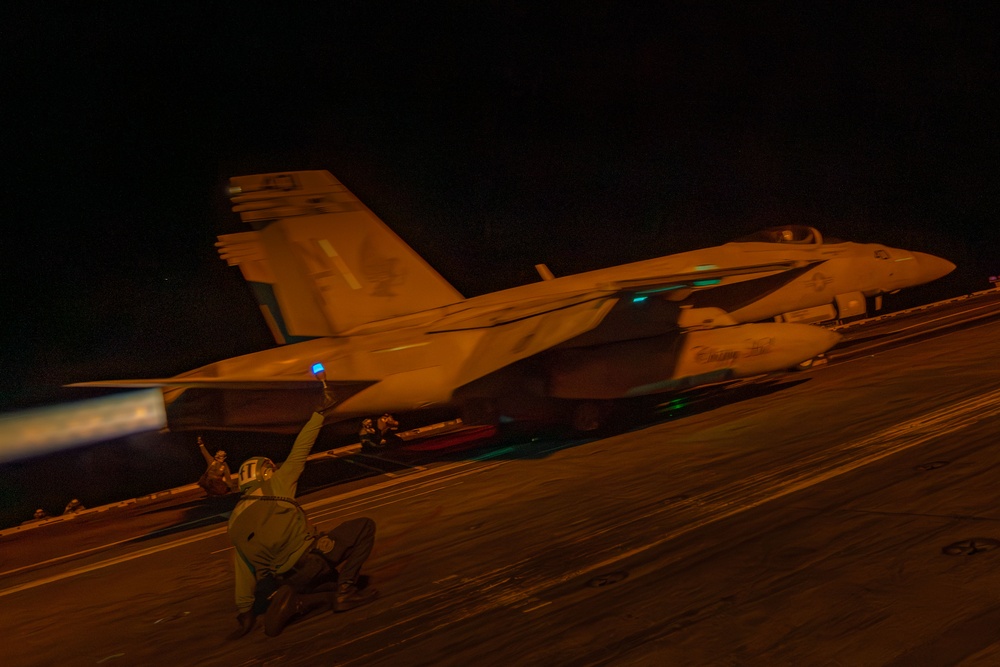 USS George Washington Conducts Flight Operations