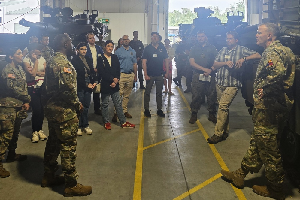 1st AD’s top leader, Congressional staff delegation visit Powidz APS-2 worksite