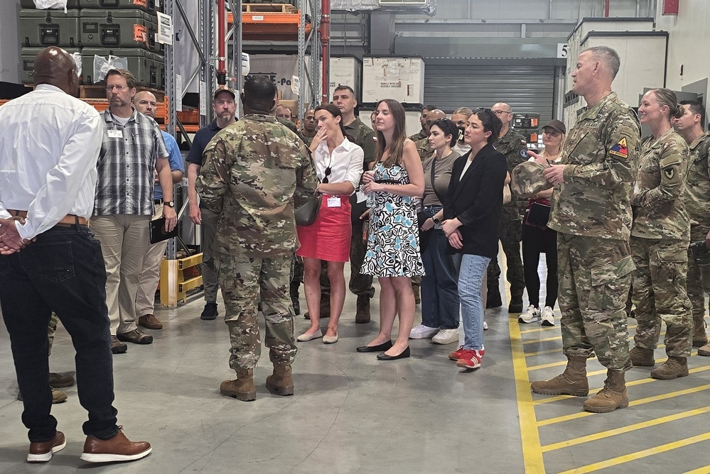 1st AD’s top leader, Congressional staff delegation visit Powidz APS-2 worksite