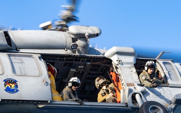 USS America (LHA 6) Conducts Vertical Replenishment Training during Exercise Talisman Sabre 25