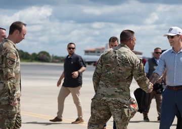 SecDef thanks MacDill leaders, HCSO officers before departure