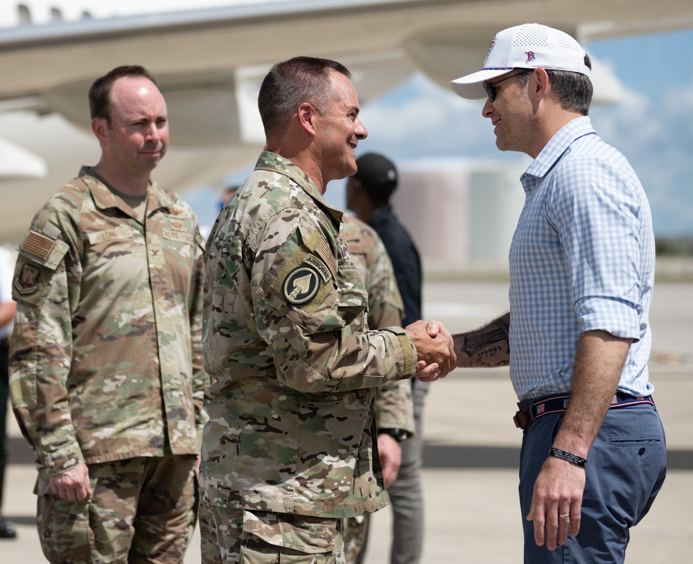 SecDef thanks MacDill leaders, HCSO officers before departure