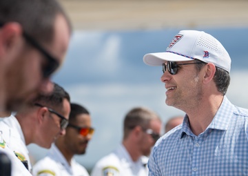 SecDef thanks MacDill leaders, HCSO officers before departure