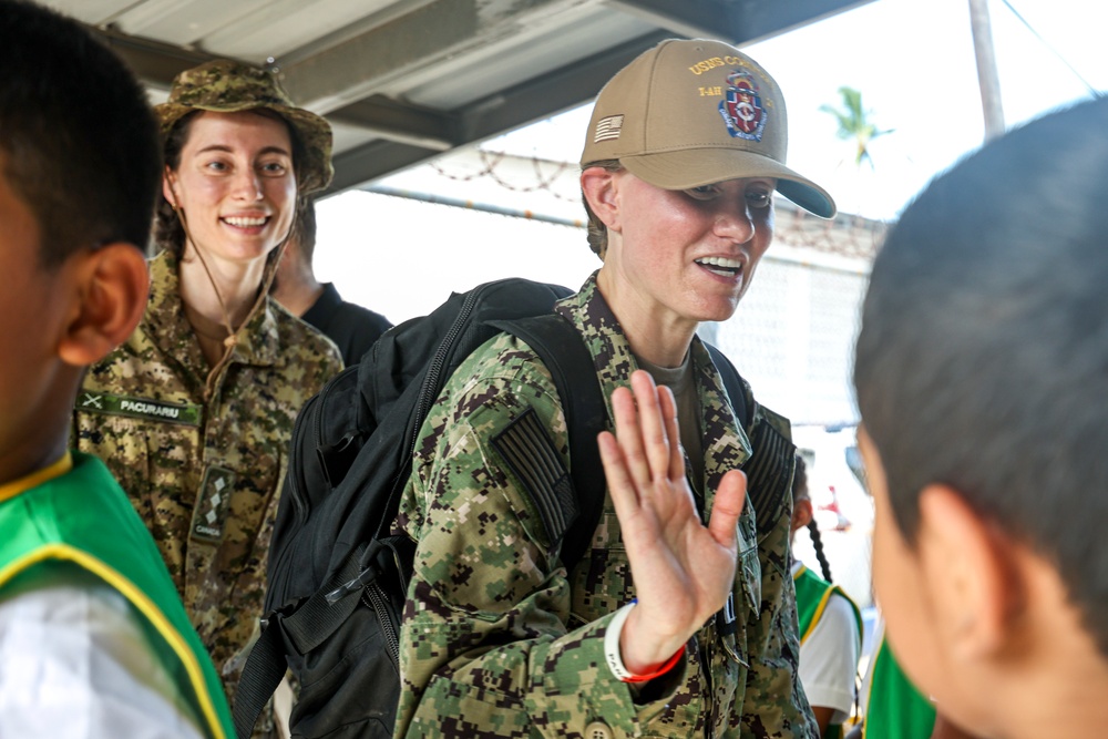 U.S. Navy holds health fair for a school in Panama