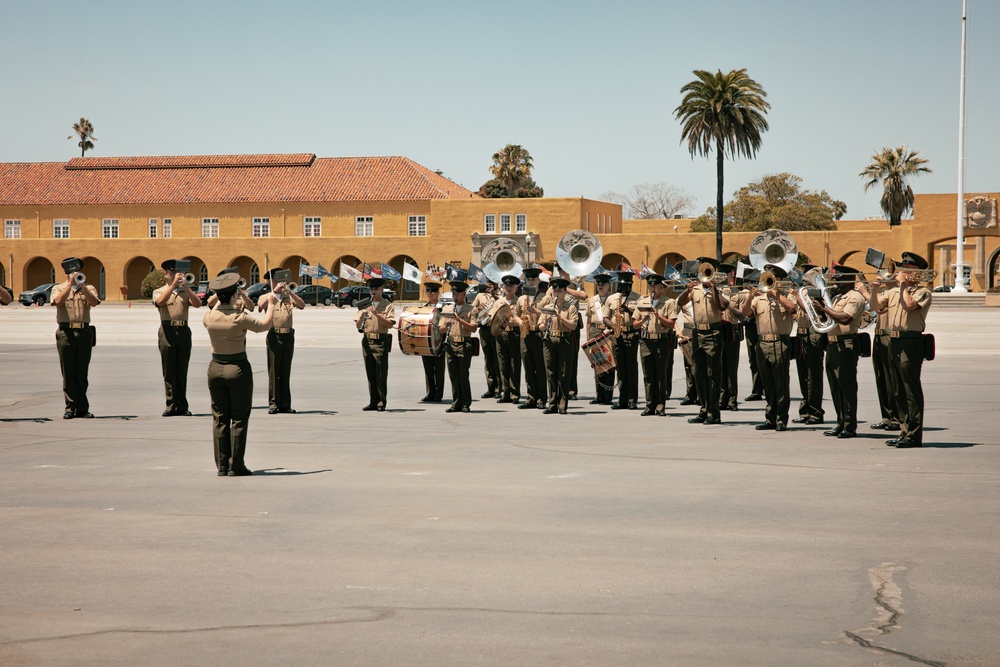 Recruit Training Regiment Chain of Command