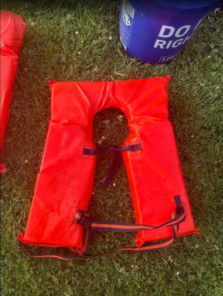 Coast Guard responds to life jackets found adrift near Erie, Pennsylvania