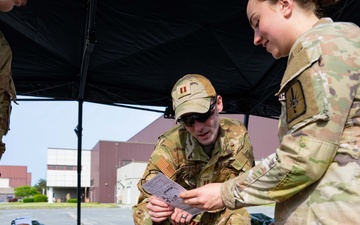 NY Army, Air Guardsmen team up for medical evacuation exercise