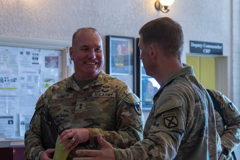 U.S. Army Maj. Gen. James Turinetti visits southern border Headquarters