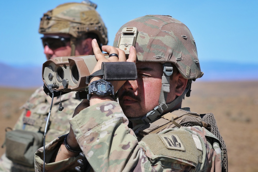 Washington Guard Scouts Hold Observation Post at Yakima Training Center