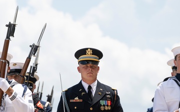 SD Hosts German Minister of Defense