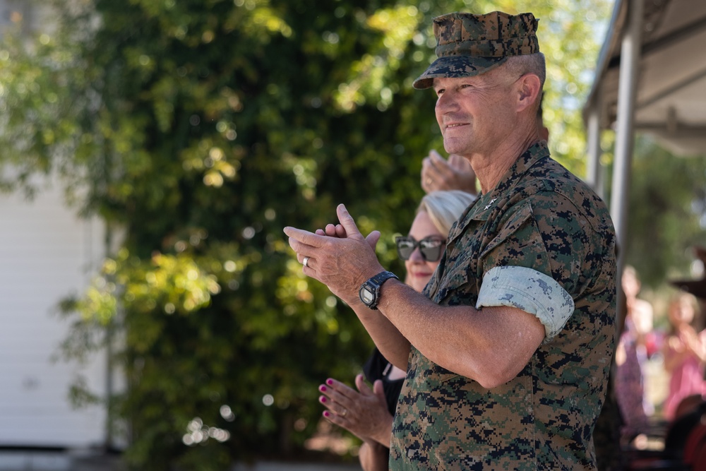 1st MARDIV ADC Col. Hoyle promotes to the rank of Brig. Gen.