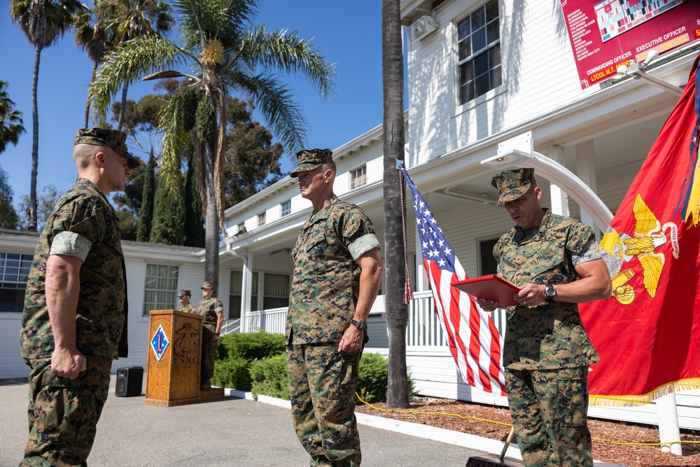1st MARDIV ADC Col. Hoyle promotes to the rank of Brig. Gen.