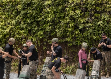 U.S. Marines, Spouses Participate in Headquarters Battalion Spouse Warrior Day