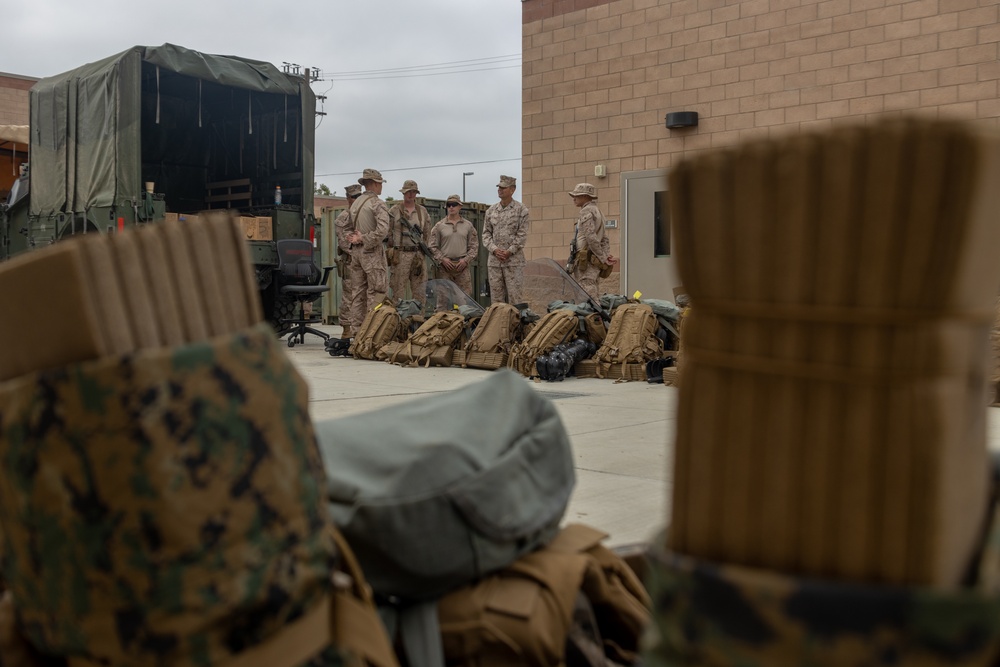 Sergeant Major of the Marine Corps visits Marines, Sailors supporting federal protection mission in LA