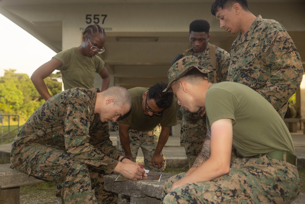 U.S. Marines with CLR-37 Conduct Basic Jungle Skills Course