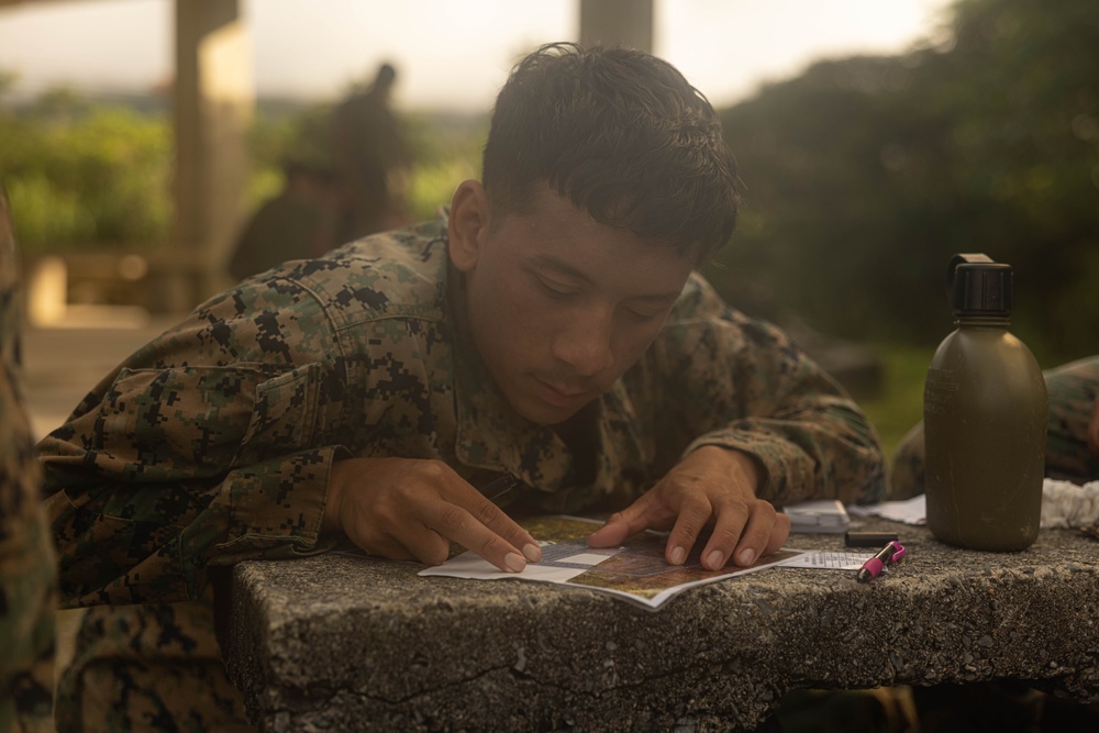 U.S. Marines with CLR-37 Conduct Basic Jungle Skills Course