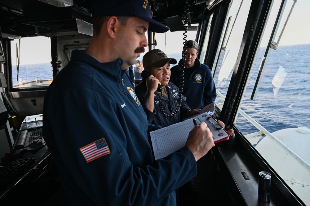 US Coast Guard and the Republic of the Marshall Islands conduct fisheries inspection at sea
