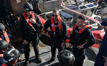 US Coast Guard and the Republic of the Marshall Islands conduct fisheries inspection at sea